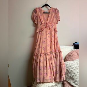 Loveshackfancy, Medium Target